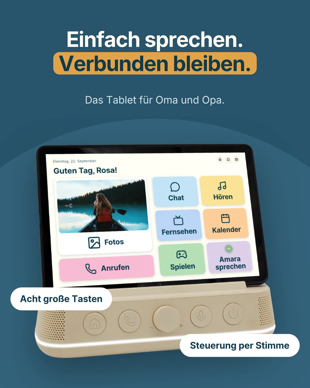 Einfach sprechen. Verbunden bleiben. Amara Home, das Tablet für Oma und Opa, auf dem Dock, mit acht großen Tasten und Steuerung per Stimme.